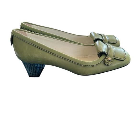 Tod’s VTG Low Chrome Heel Pump Sz 5.5/EU 35.5 Apple Green Leather Round Toe - Picture 1 of 8